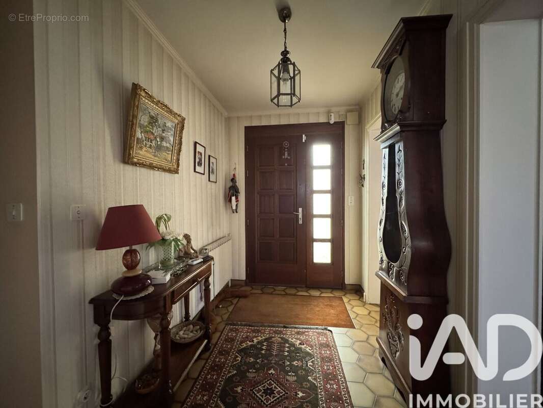 Photo 5 - Maison à MONTLUCON