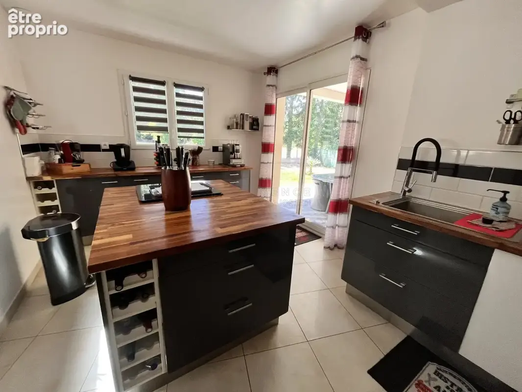 Maison 7 pièces 195 m² à vendre à Yerville (76760) - photo 5