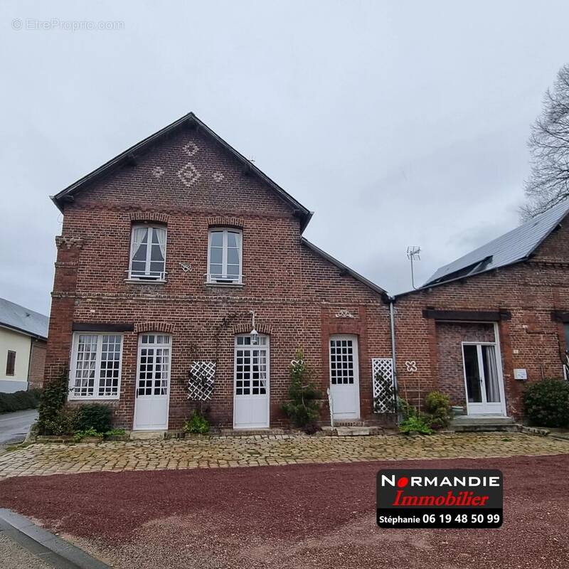 Maison à LINTOT-LES-BOIS