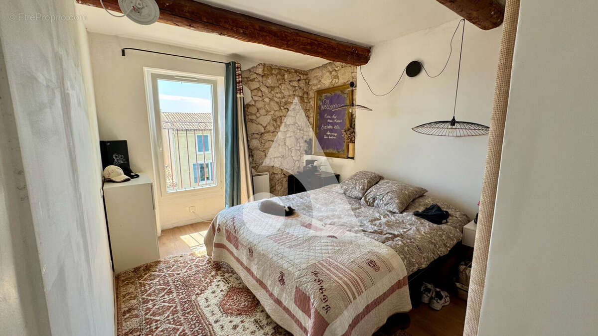 Appartement à VILLELAURE