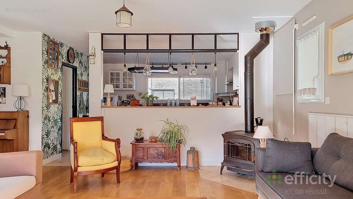 Maison à THORIGNE-FOUILLARD