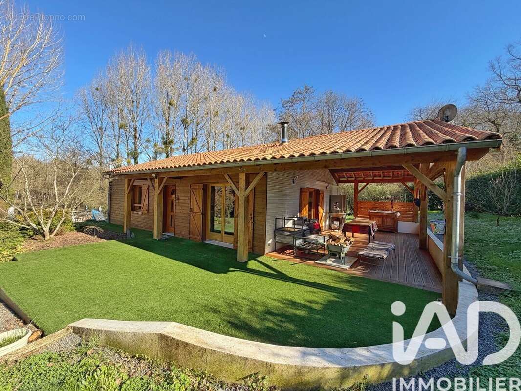 Photo 9 - Maison à QUINCAY