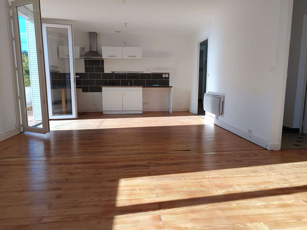 Maison à SAINT-PRIVAT