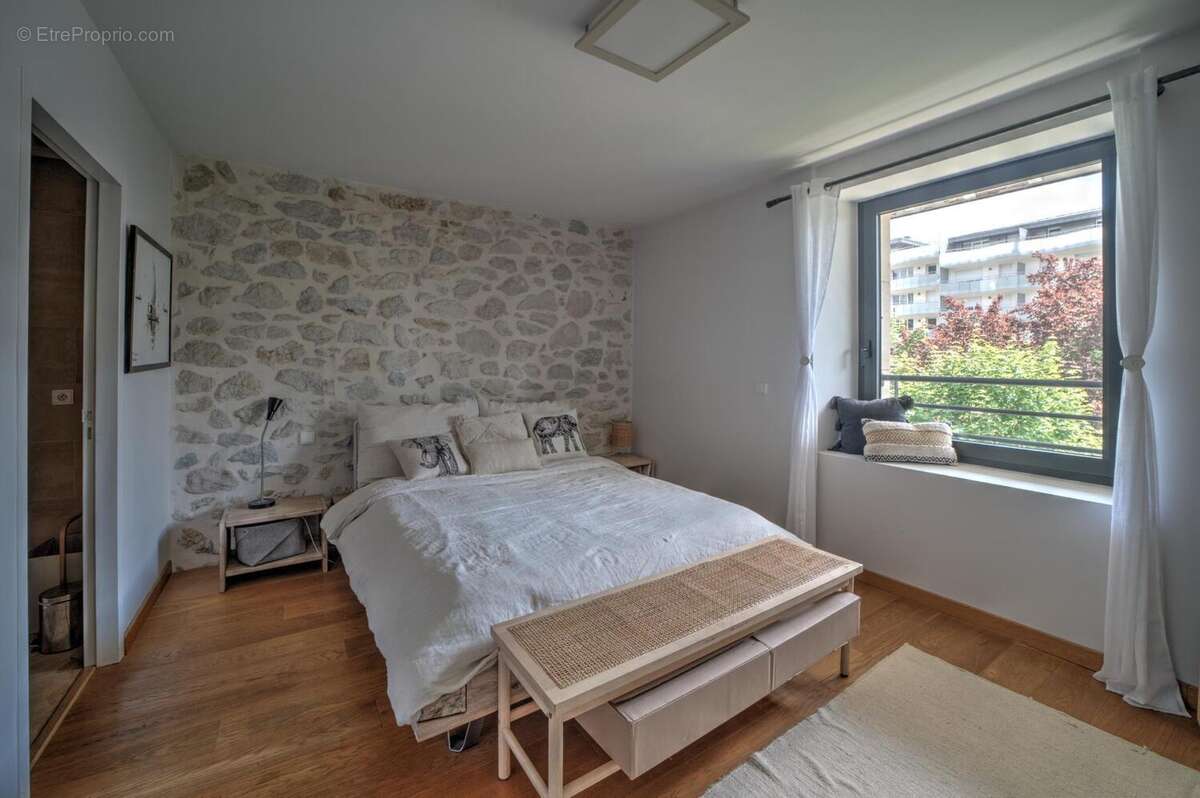 Photo 4 - Appartement à SAINT-GENIS-POUILLY