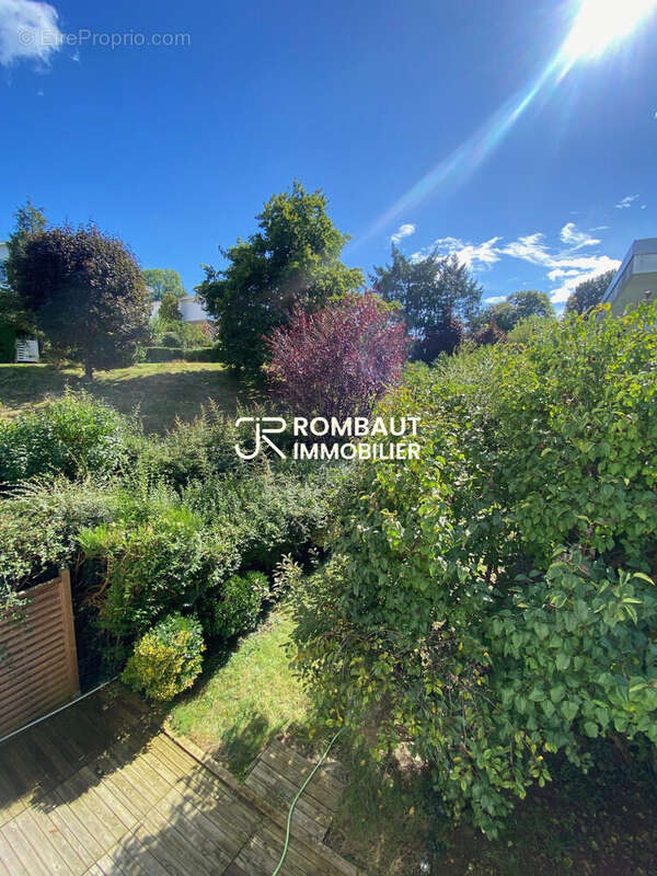 Maison à LA CELLE-SAINT-CLOUD