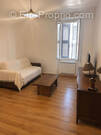 Appartement à VARAGES