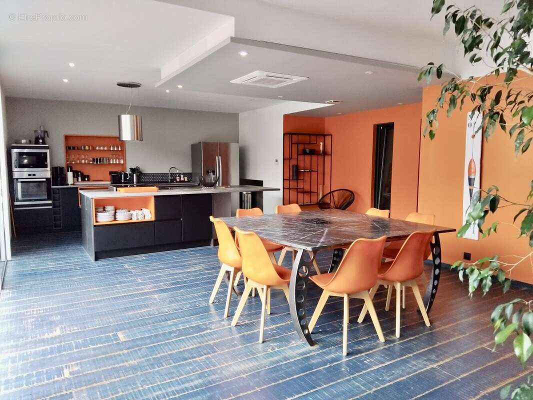 Maison 265 m² à Noirmoutier-En-L'ile  - photo 4
