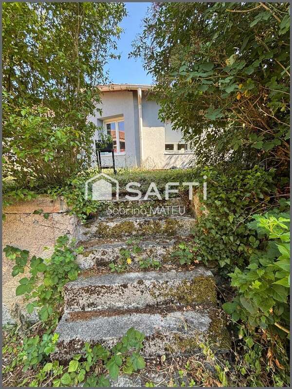 Maison 78 m² à Etain  - photo 8