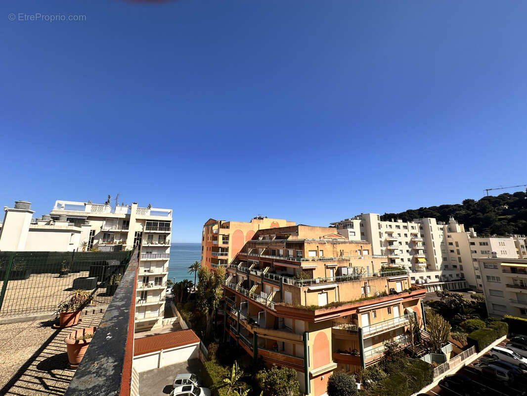 Appartement à ROQUEBRUNE-CAP-MARTIN