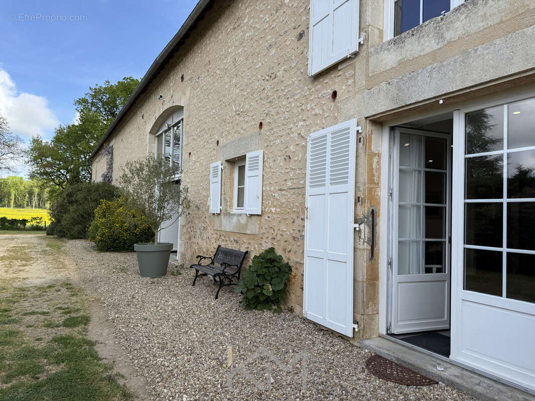 Maison à CHAUVIGNY