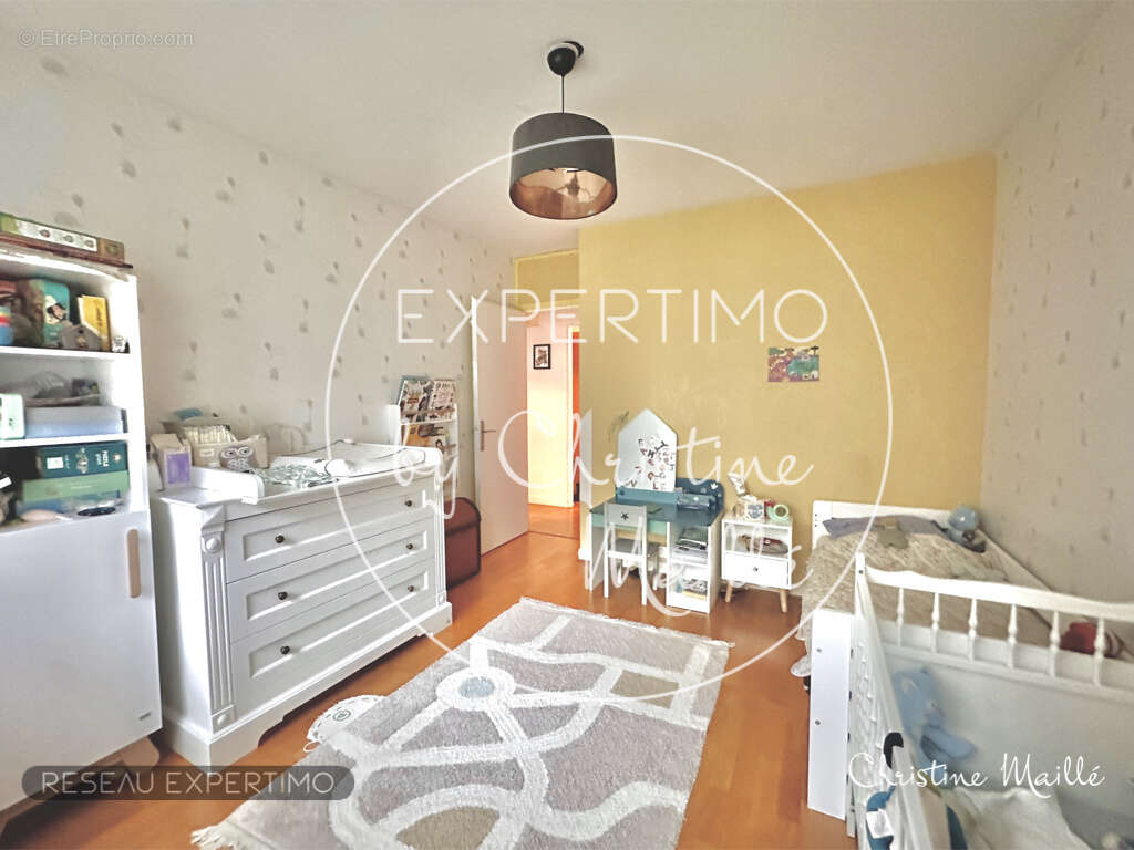 Appartement à VERSAILLES