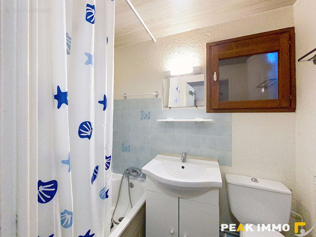 Appartement à MORILLON