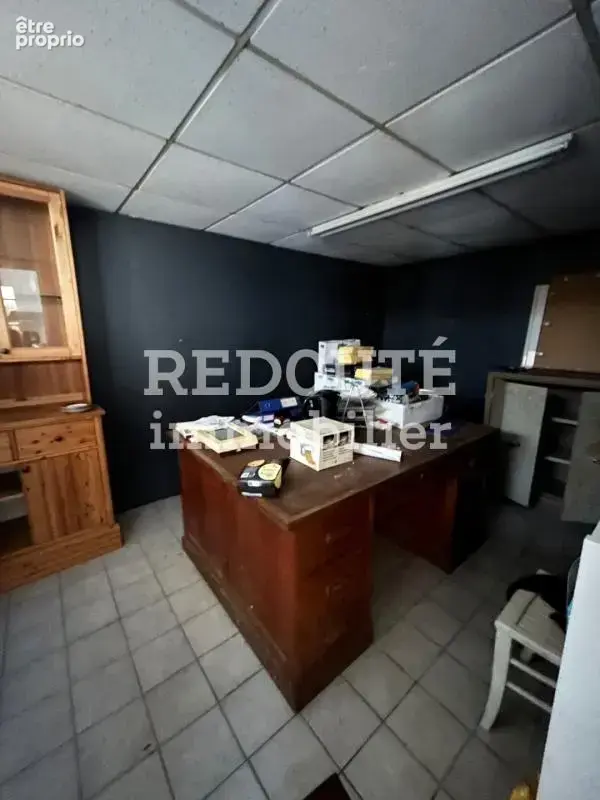 Local de stockage A Vendre env 150m2 REIMS - photo 11