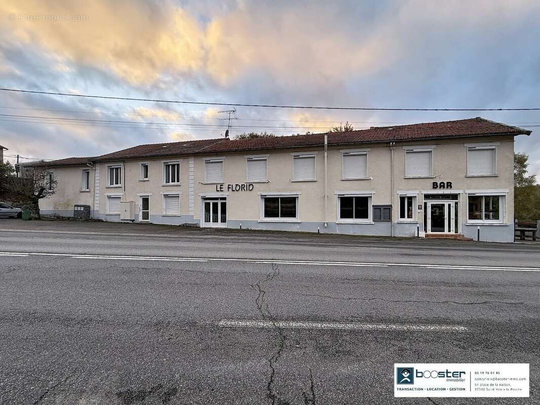 Commerce à COMPREIGNAC