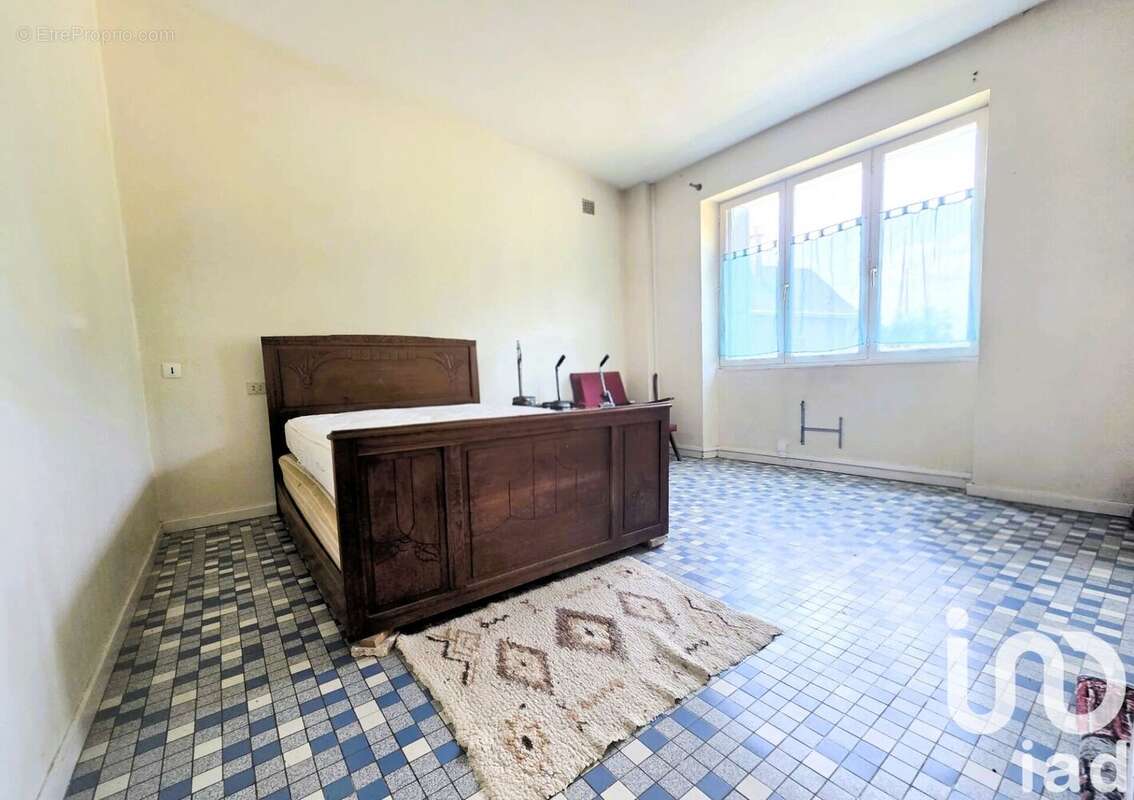 Photo 9 - Maison à SAINT-PIERRE-DE-CHEVILLE