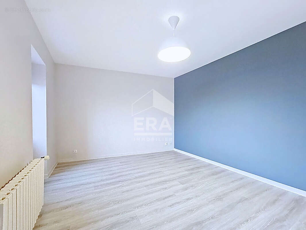 Appartement à LONGLAVILLE