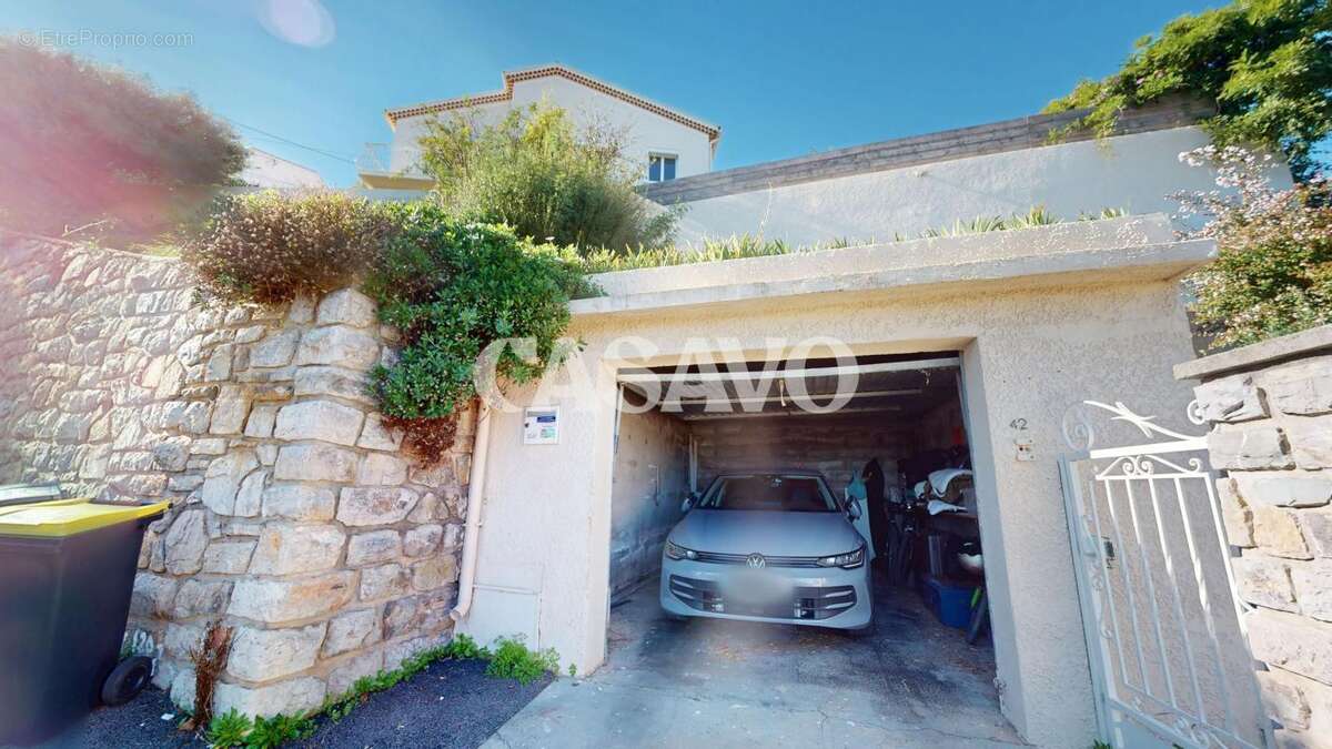 Maison à HYERES