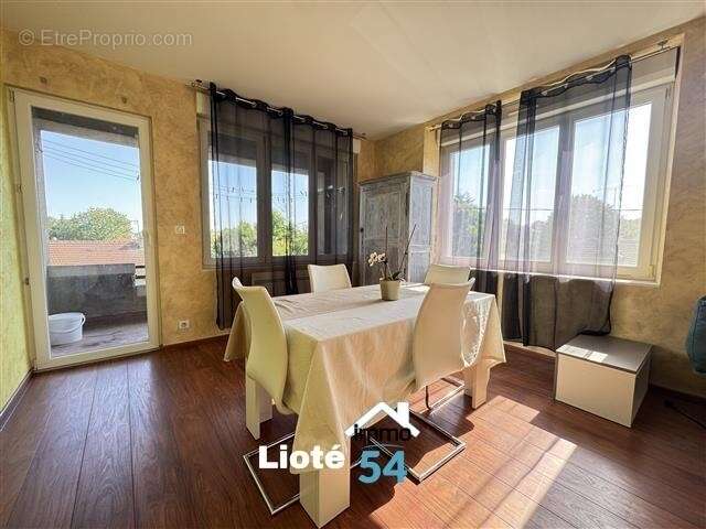Appartement 93 m² à Bayon  - photo 5