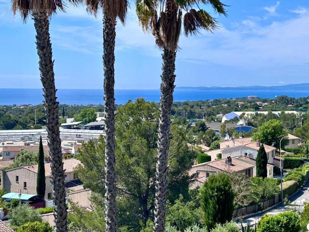 Appartement à SAINT-RAPHAEL