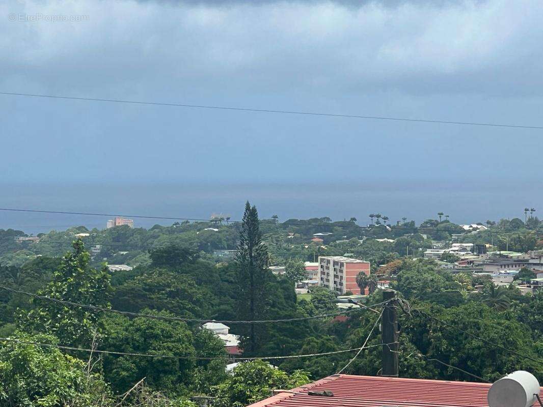 Terrain à FORT-DE-FRANCE