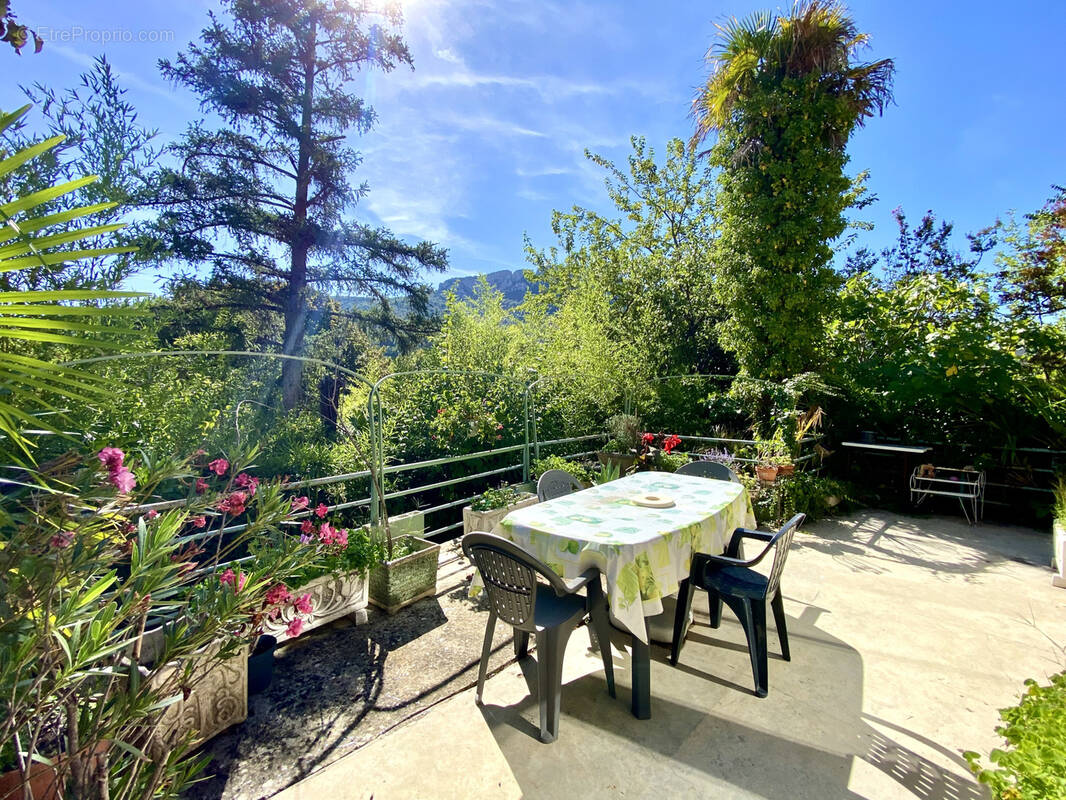 Maison à BUIS-LES-BARONNIES