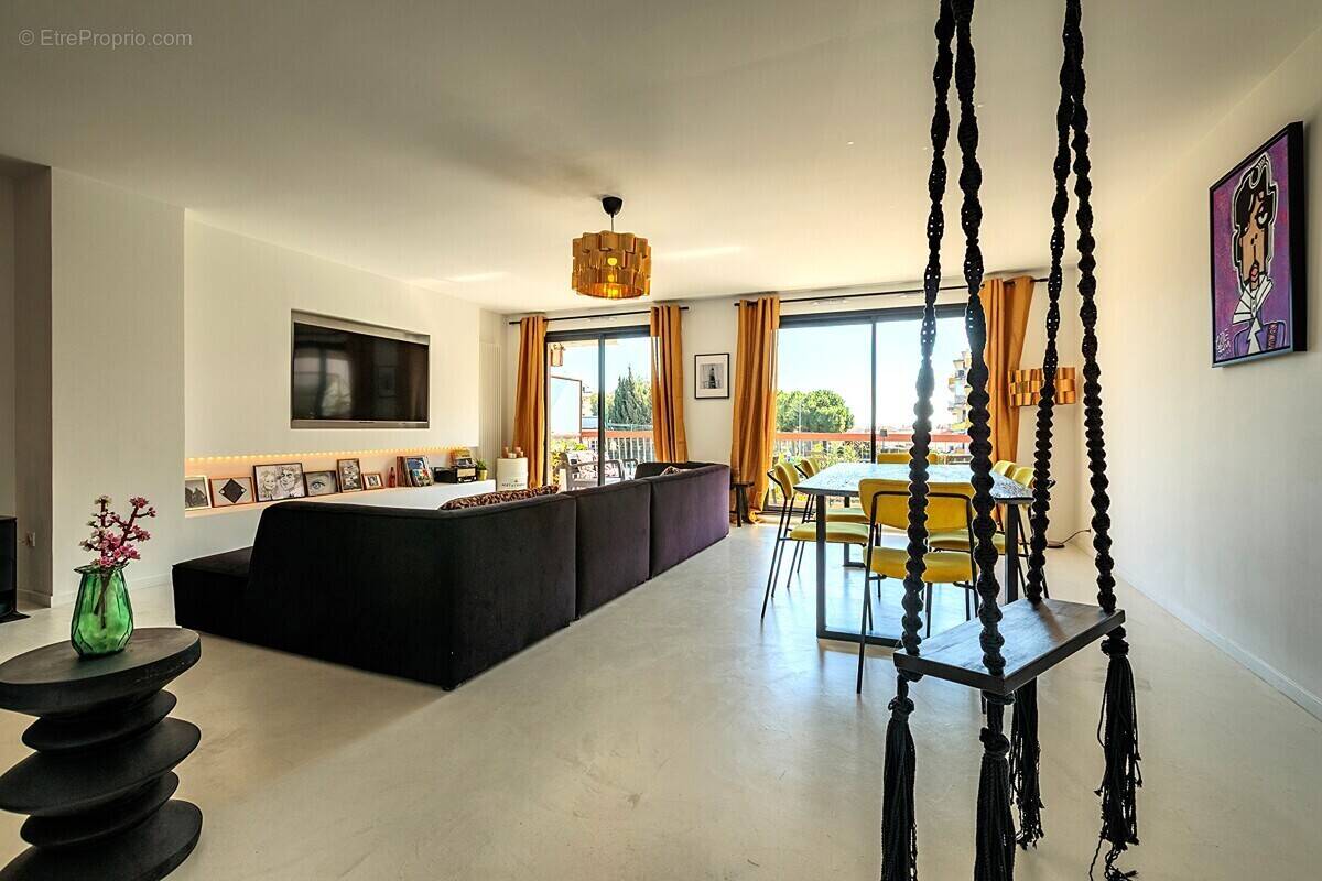Appartement à CAGNES-SUR-MER
