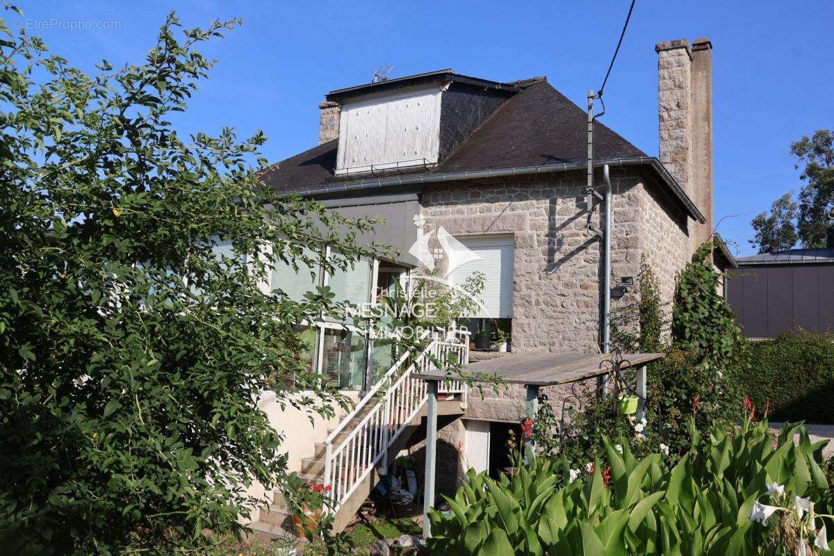 À vendre chez Christelle Mesnage Immobilier - DINAN proche - photo 3