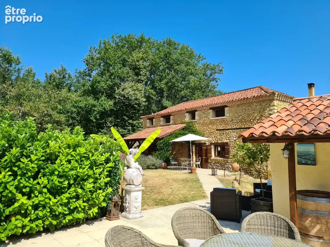 Fabuleuse maison en pierre avec 3 chambres et piscine - photo 13