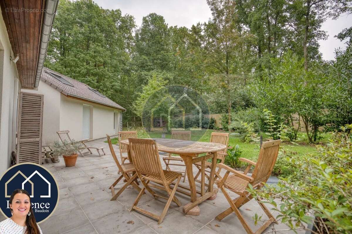 Maison à NOGENT-LE-ROI