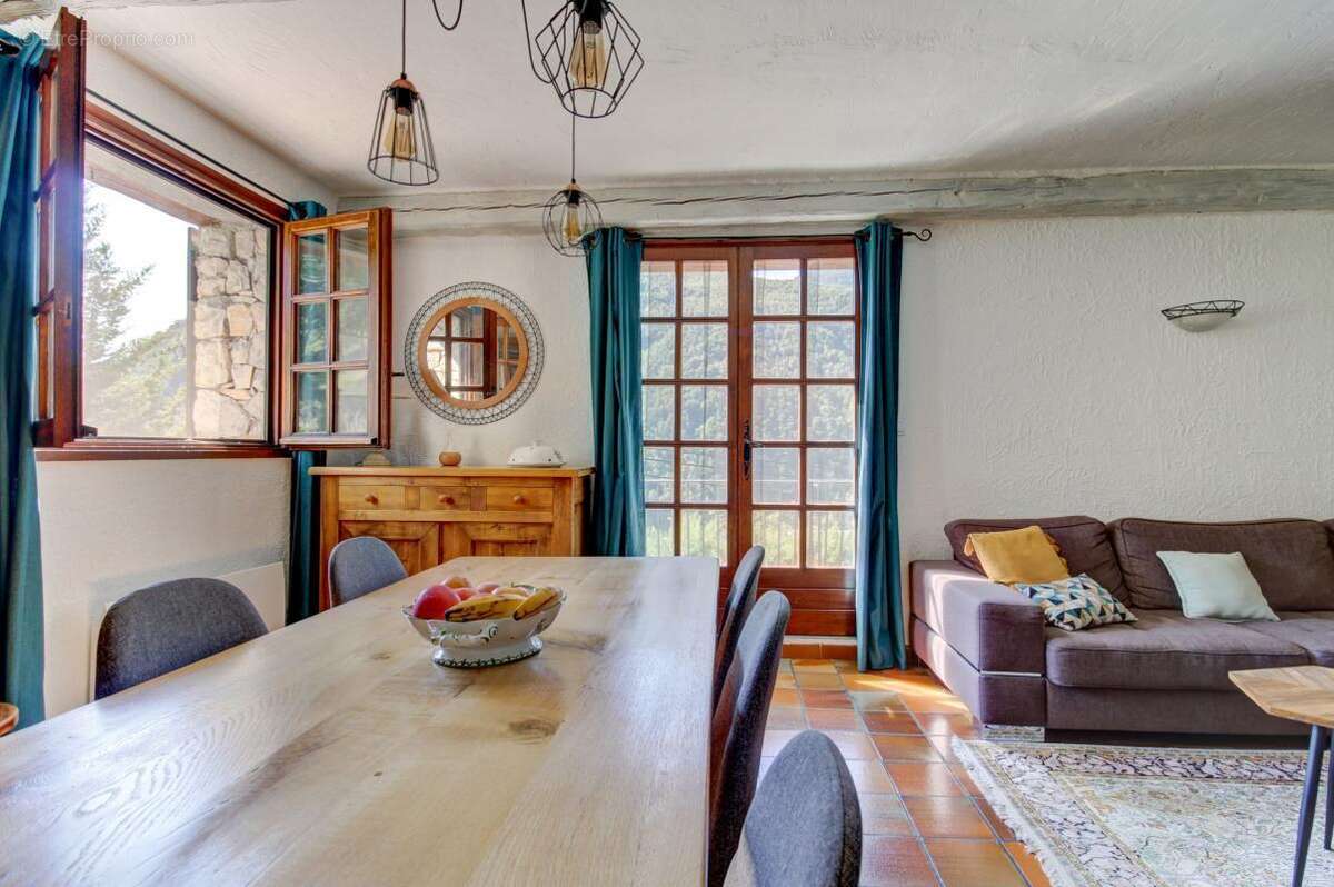 Maison à GUILLAUMES