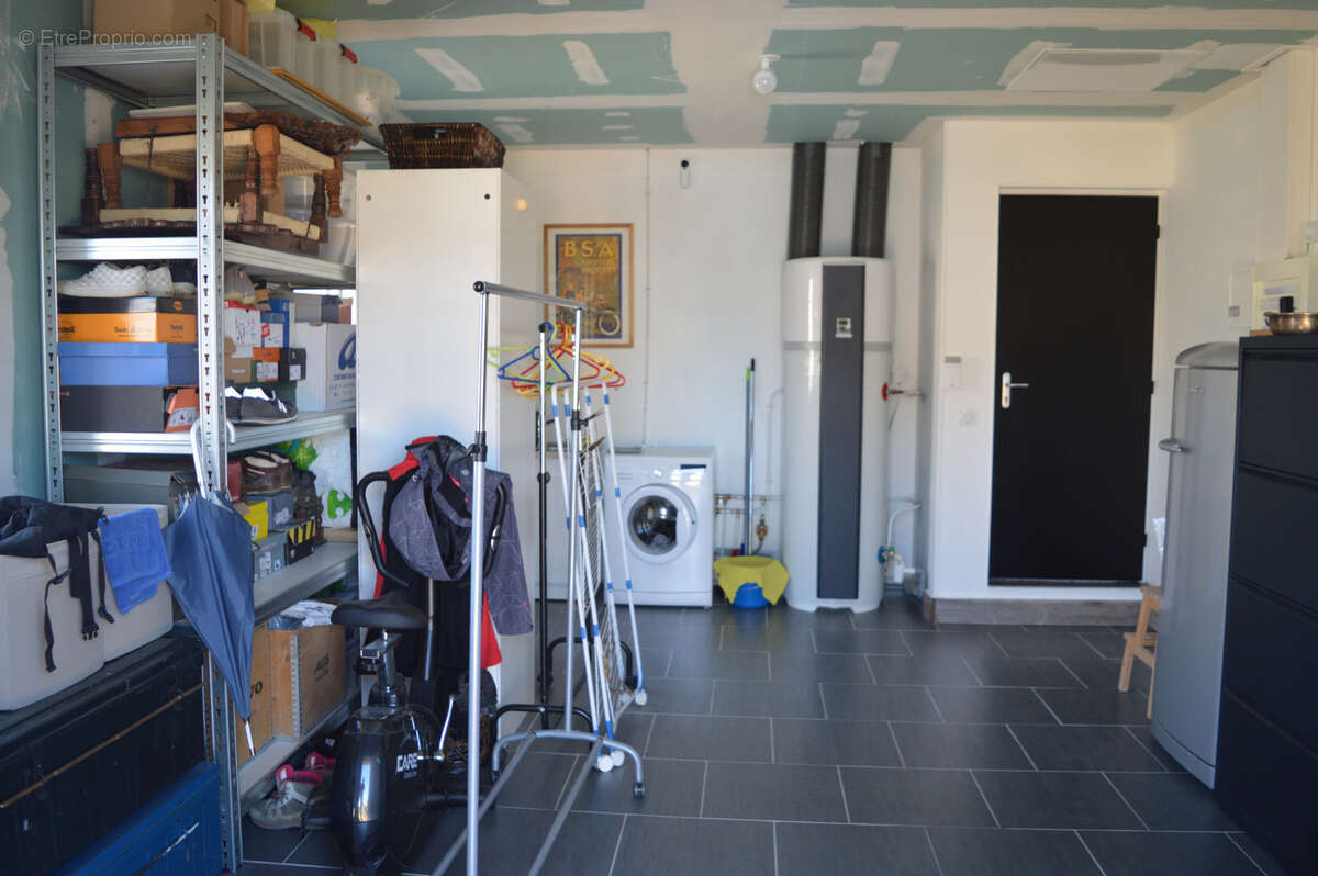 Maison contemporaine de 2020, en excéllent état, matériaux et finitions de grande qualité... - photo 23
