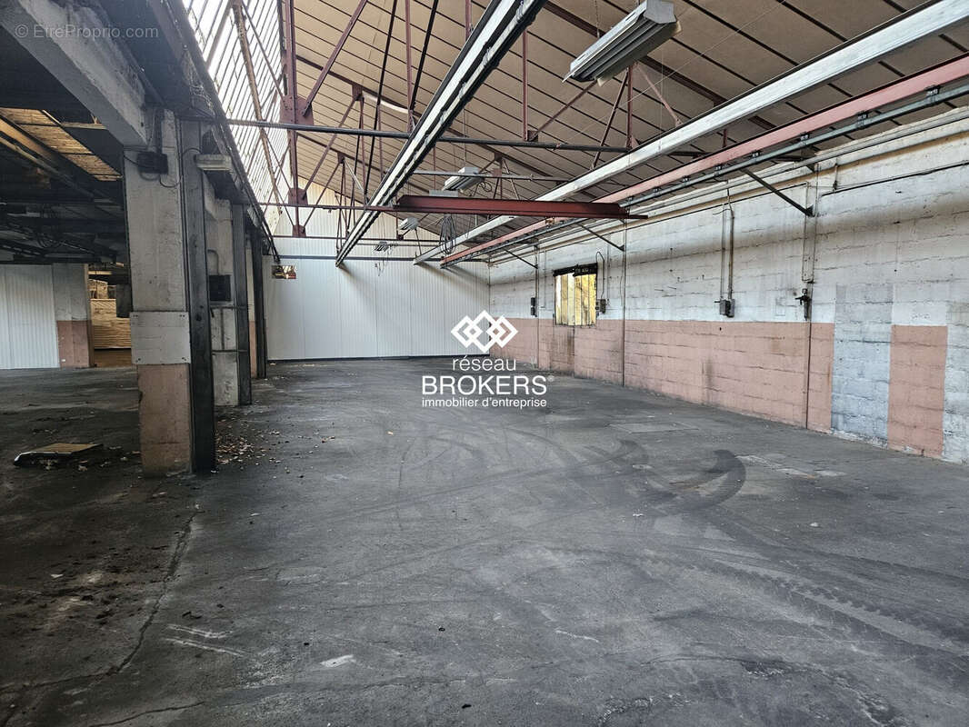 Commerce à COUSANCE