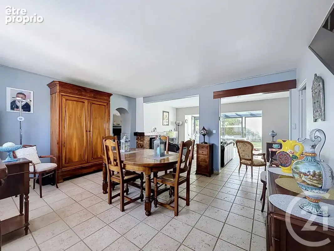 Maison 6 pièces 140 m² à vendre à Chartres (28000) - photo 5