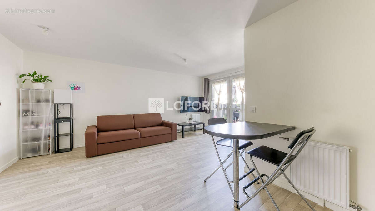 Appartement à ROISSY-EN-BRIE