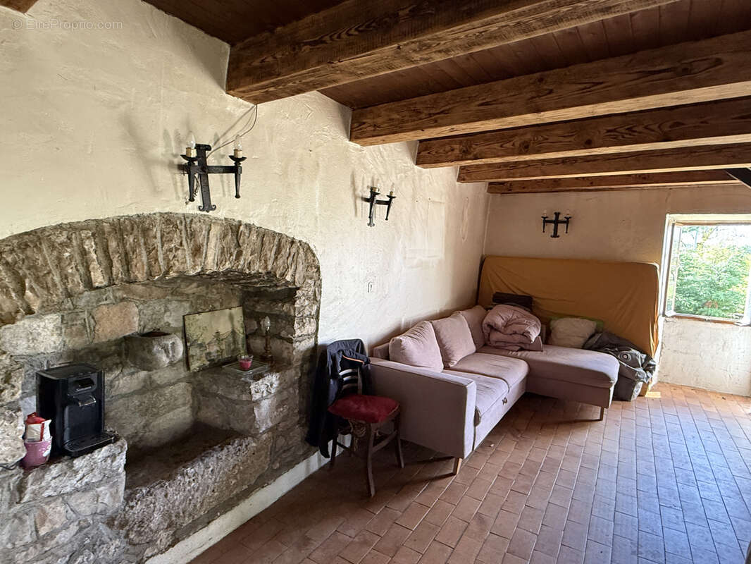 Maison à CHANAC