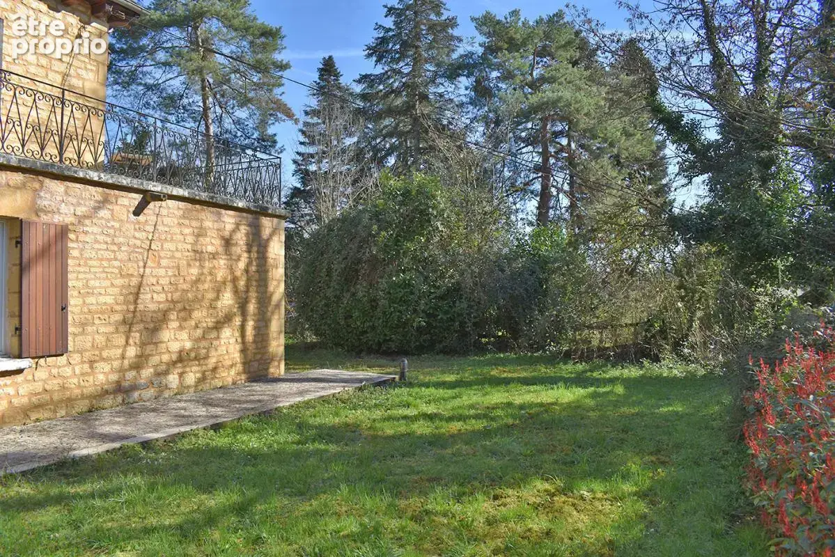 Maison de caractère à Sarlat avec appartement de 200 m2 - photo 15