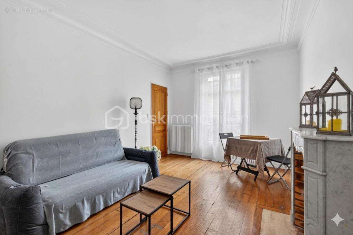 Appartement parisien 3 pièces - photo 2