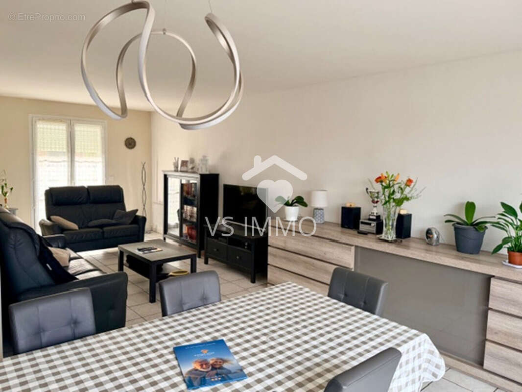 Maison à ARMENTIERES