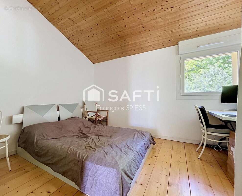 Maison 79 m² à Artigues-Pres-Bordeaux  - photo 7