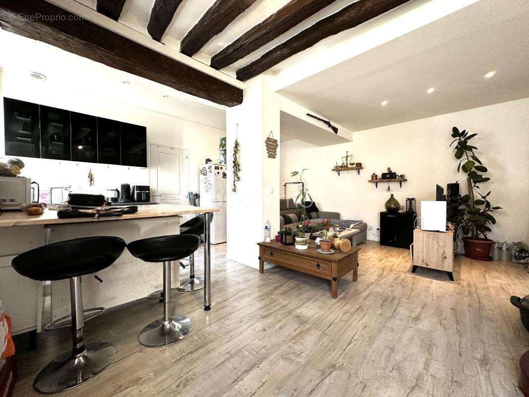Maison à LA BROSSE-MONTCEAUX