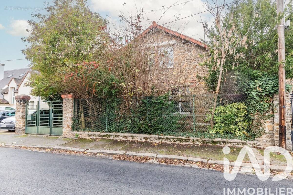 Photo 1 - Maison à VILLENEUVE-LE-ROI