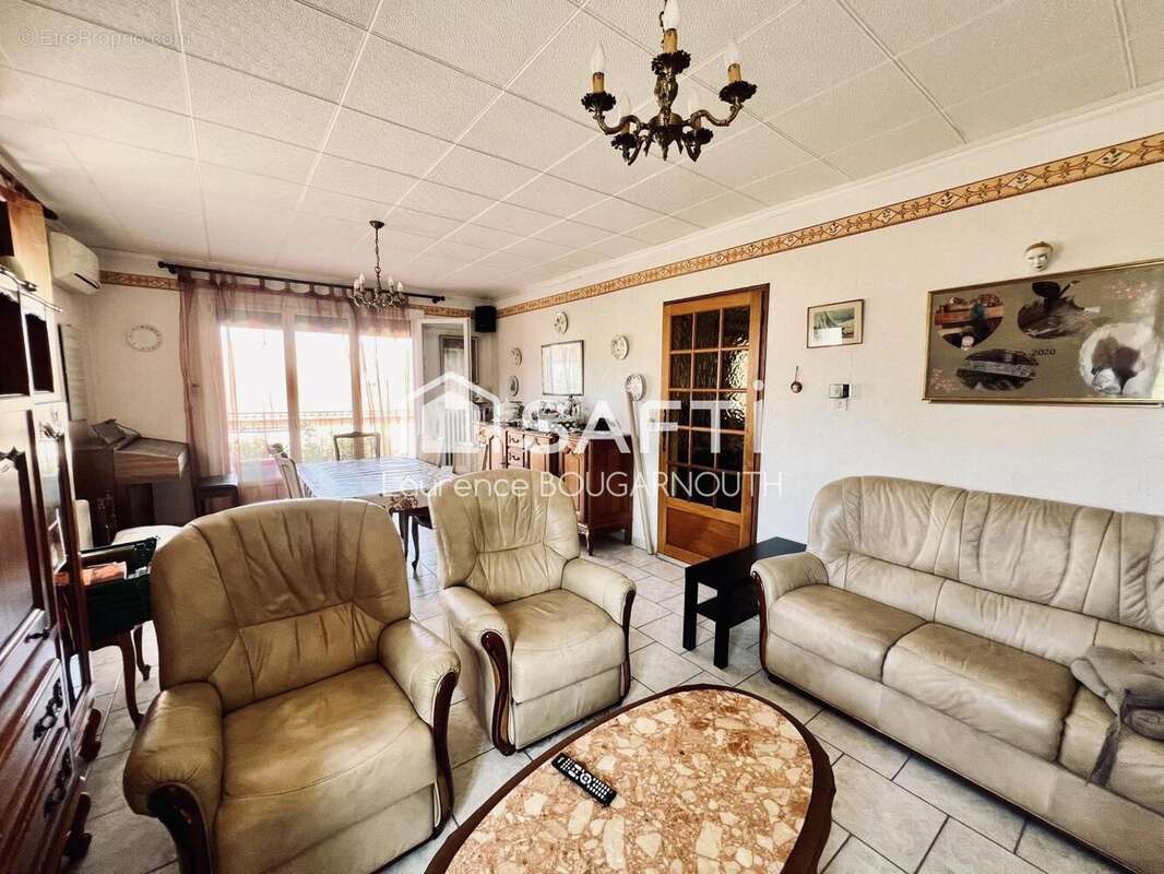Maison 144 m² à Villeneuve-Les-Avignon  - photo 4