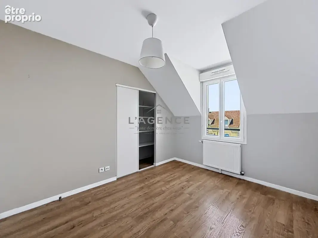 Maison avec sous-sol total et garage double à Frépillon 6 pièce(s) 128.1 m2 - photo 9