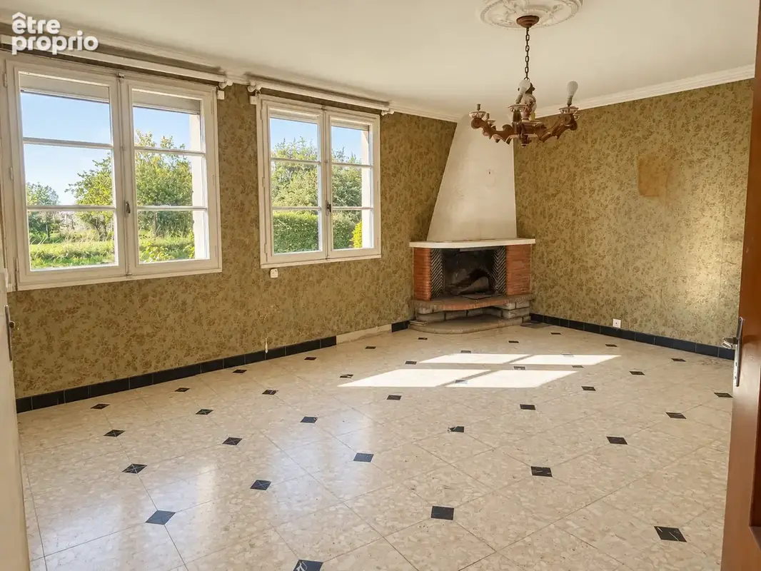 Maison ancienne avec dependances , axe mirebeau- neuville de poitou - photo 9
