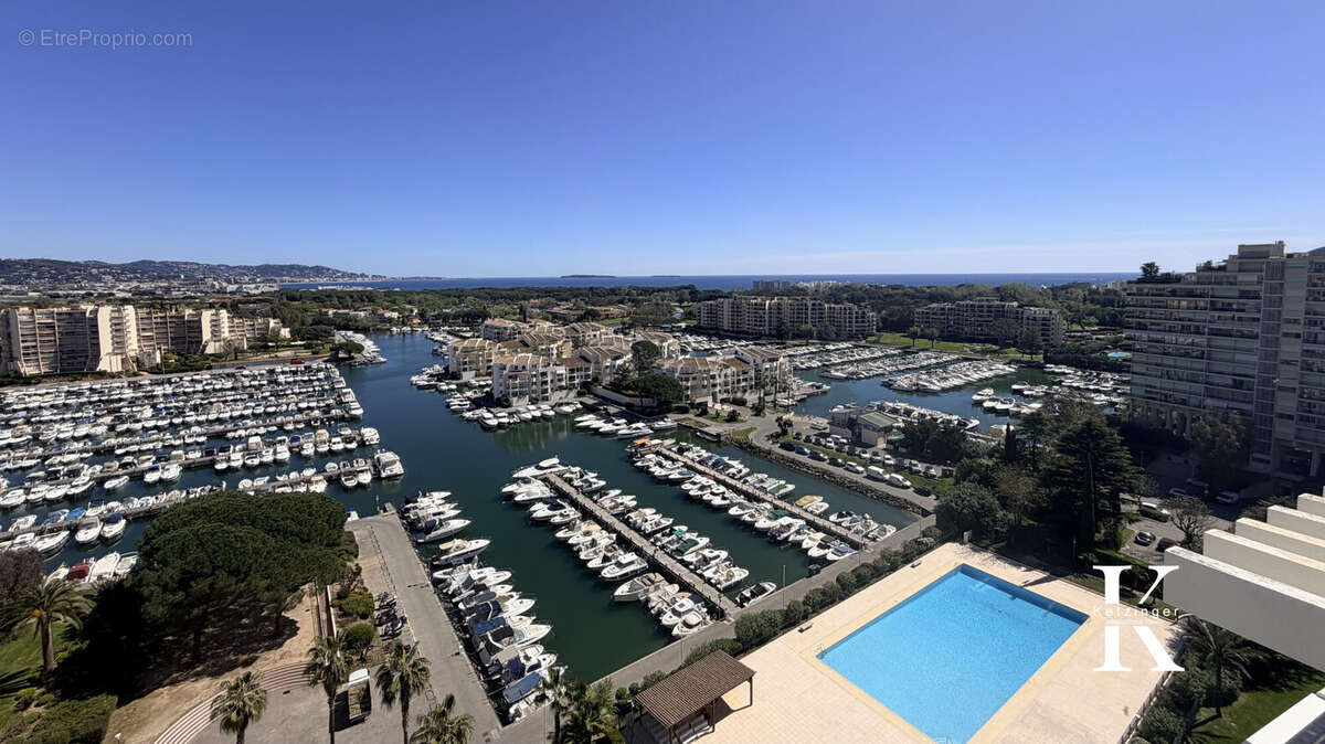 Appartement à MANDELIEU-LA-NAPOULE