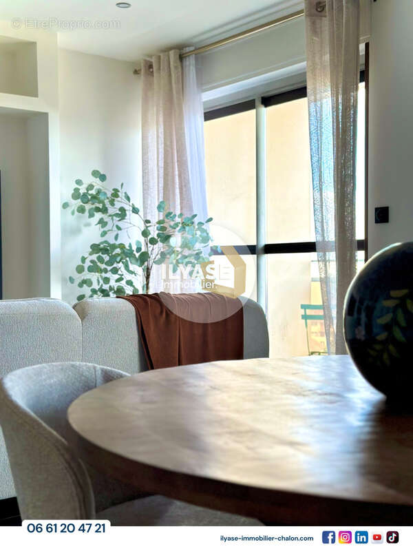 Appartement T4 avec vue unique  Centre-ville Chalon-sur-Saône  Spa  Balcon - photo 11