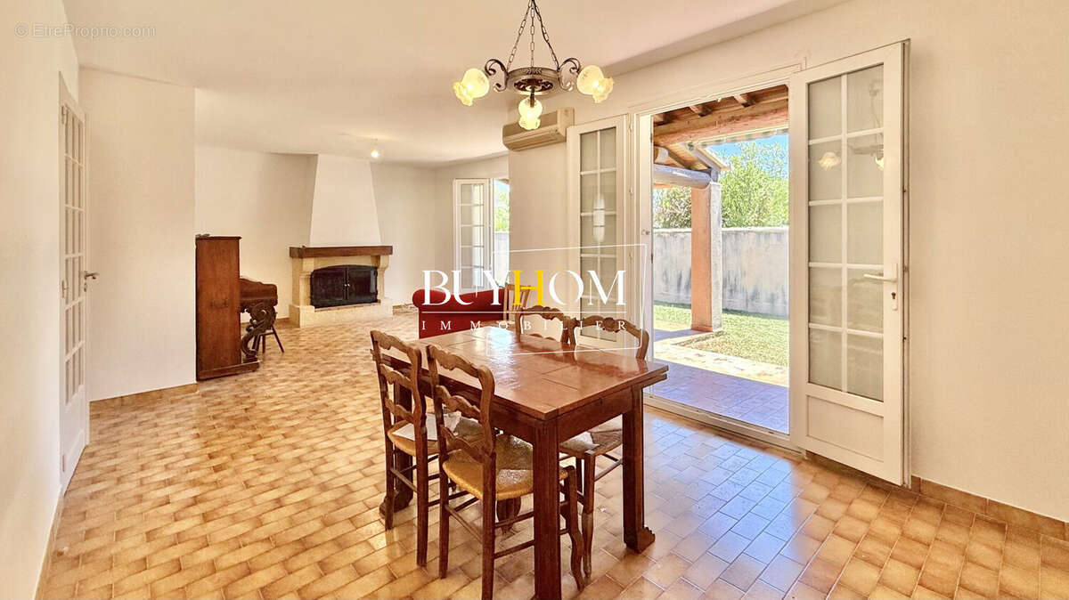Maison 125 m² à L'isle-Sur-La-Sorgue  - photo 5