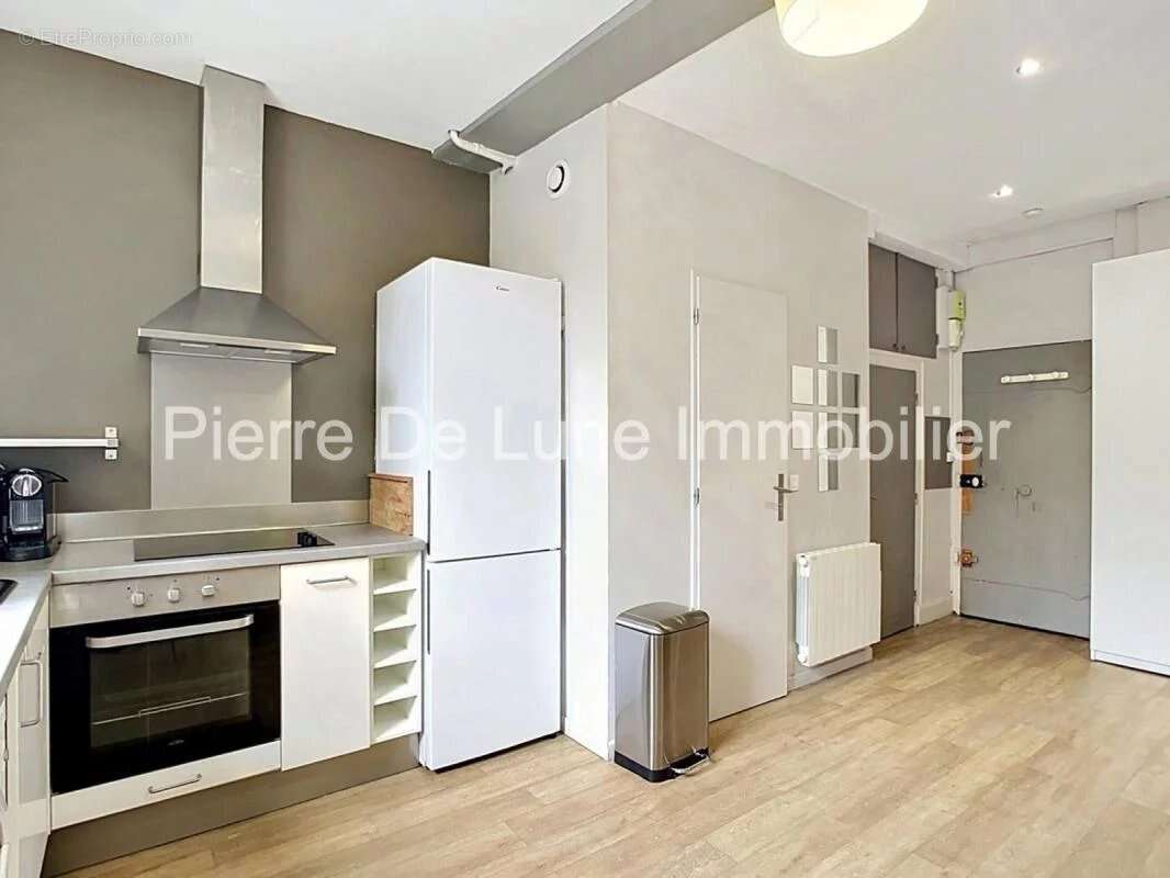 Appartement à LYON-1E