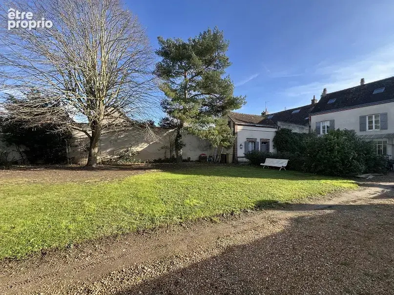 CHERISY - 10 minutes de HOUDAN - Maison Bourgeoise du XIXème siècle avec jardin et dépendances - photo 14