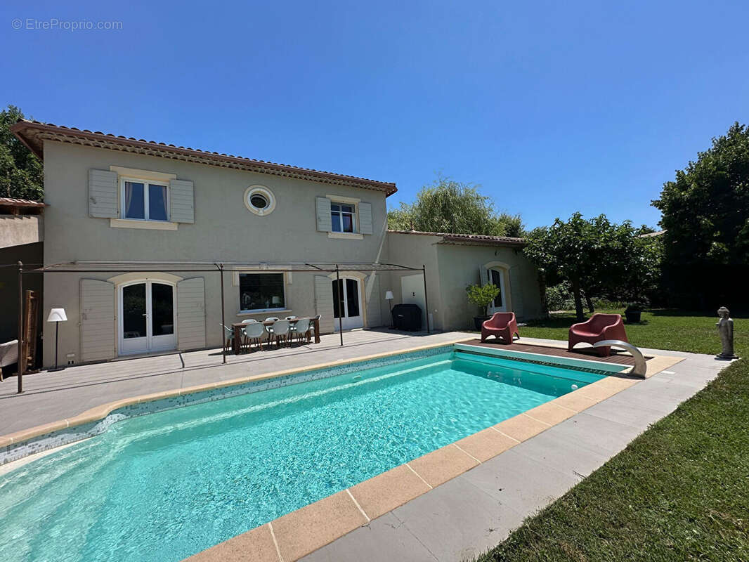 Maison à MONTAUROUX